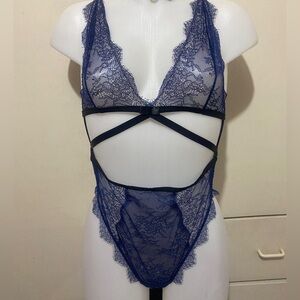 Victoria’s Secret Extra Sexy Navy Blue Lace One Piece Lingerie Bodysuit Medium